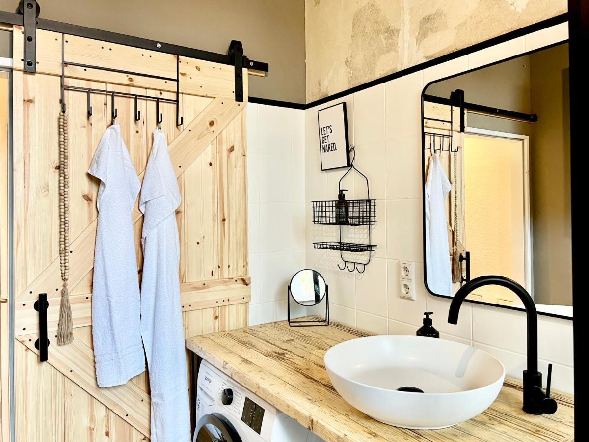 Makers And Rooms Apartment 01 Pauline 110Qm Parkplatz 1-4 Personen Detmold Ngoại thất bức ảnh